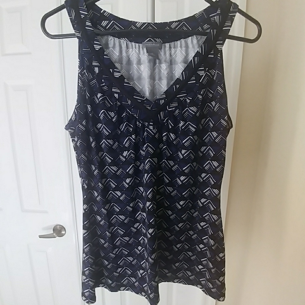 Ann Taylor sleeveless top
